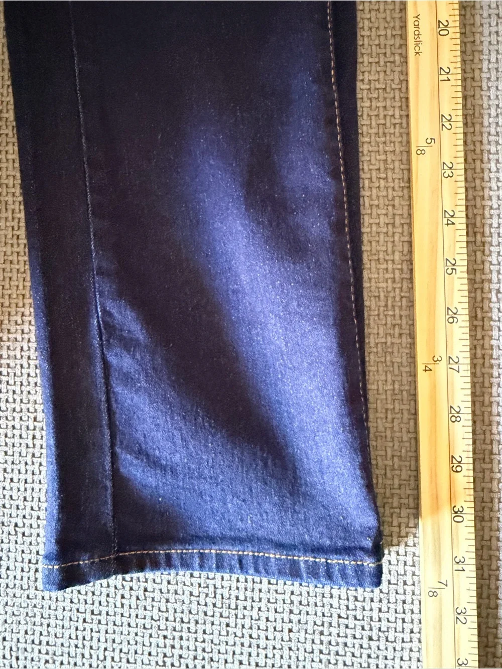 Levi’s 314 Shaping Straight Leg Jeans Dark Wash Women’s Size 28x32 Tummy Control - Picture 13 of 15